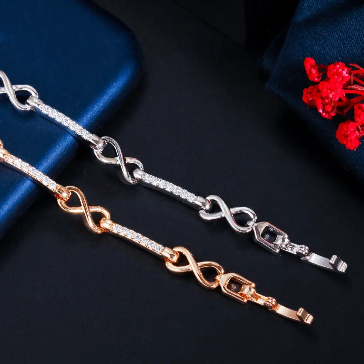 Infinity Link Bracelet with Diamond Pavé (yellow or white gold) image 5