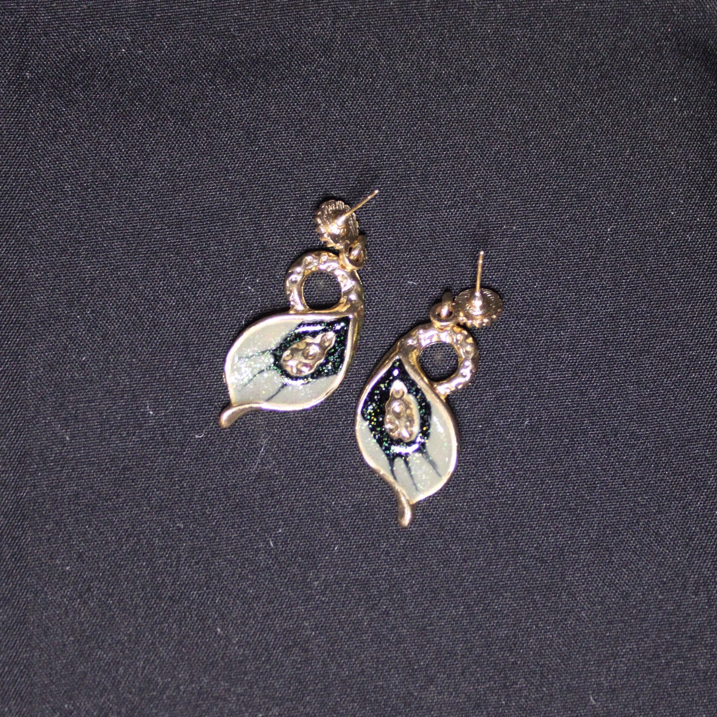 Multicolored Butterfly Leaf Set image 2