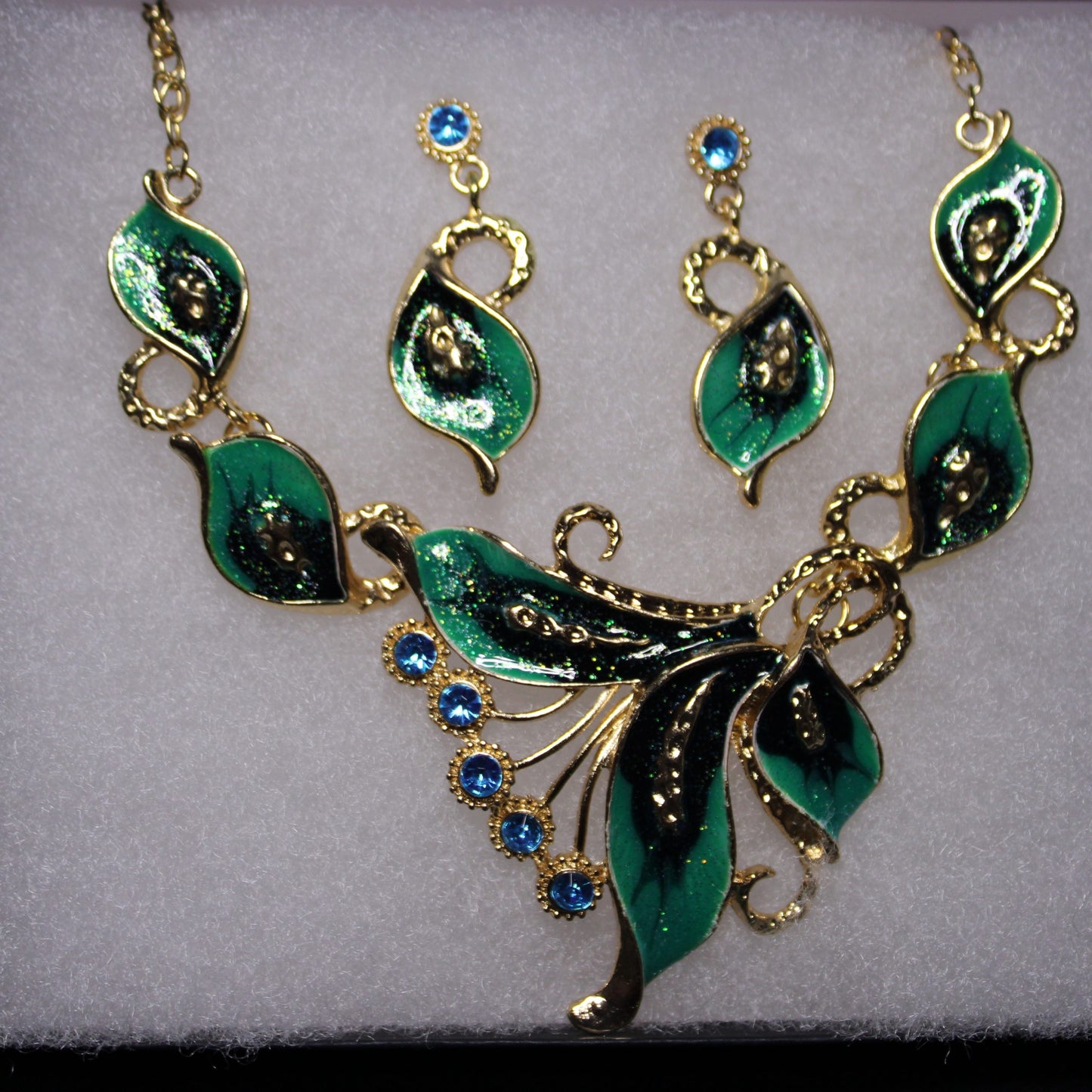 Multicolored Butterfly Leaf Set image 12