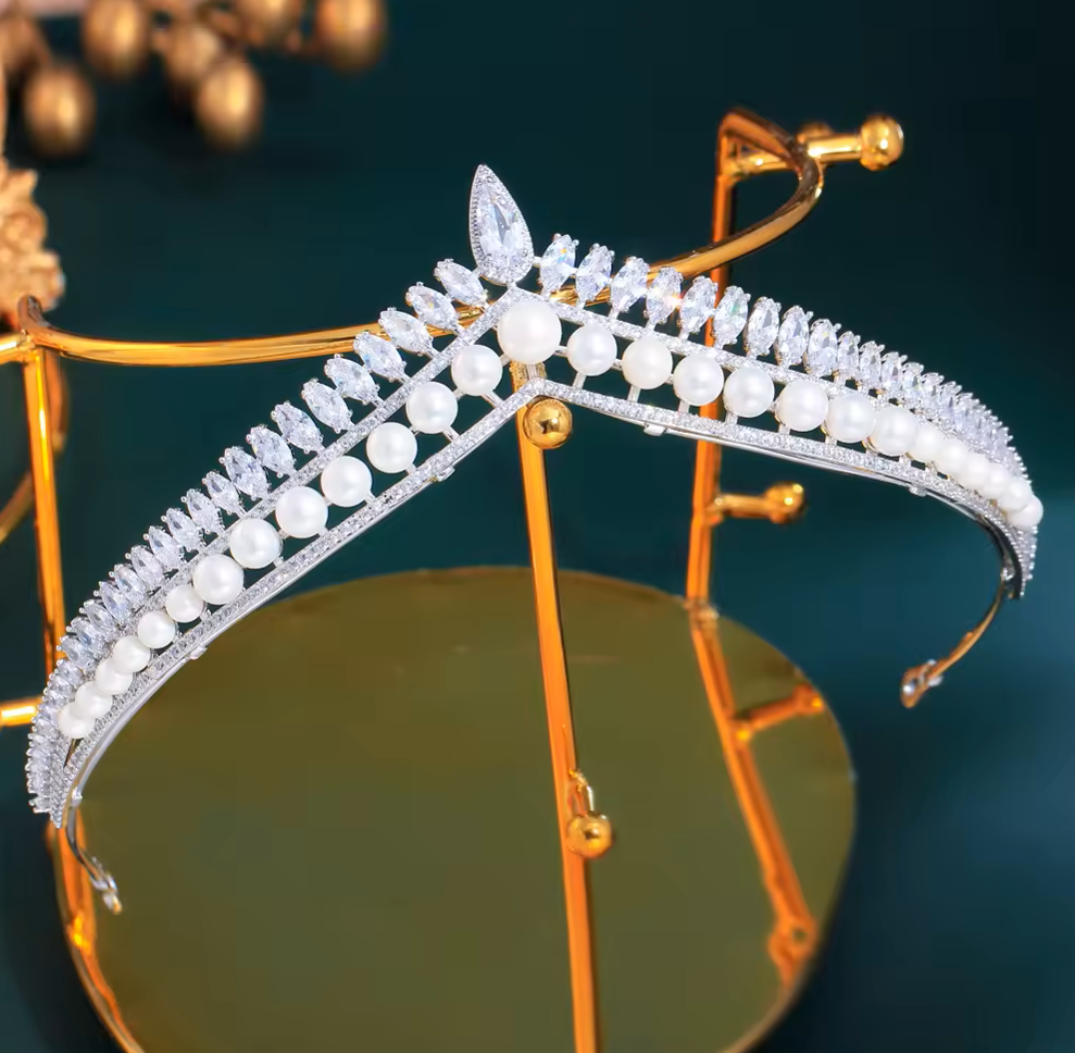 Diamond and Pearl (lab-created) Tiara