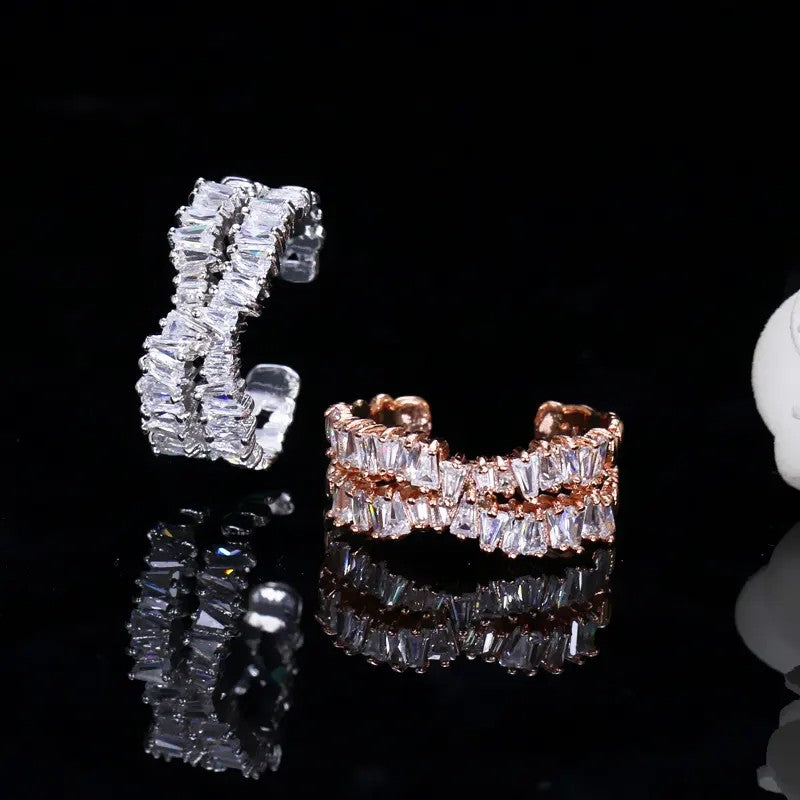 Trapezoid lab-created Baguette Diamond Band Ring in White or Rose Gold Plate