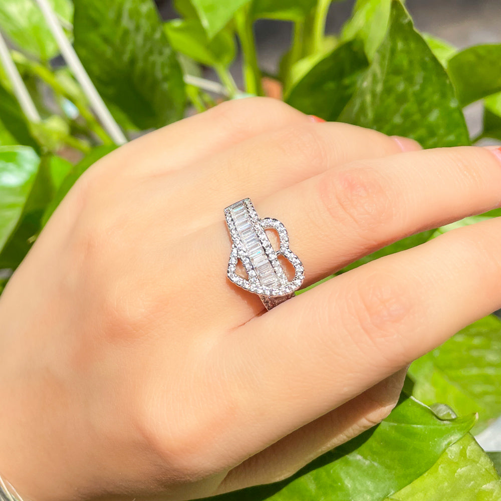 18k White Gold-plated Baguette Cubic Zirconia Adjustable Heart Ring
