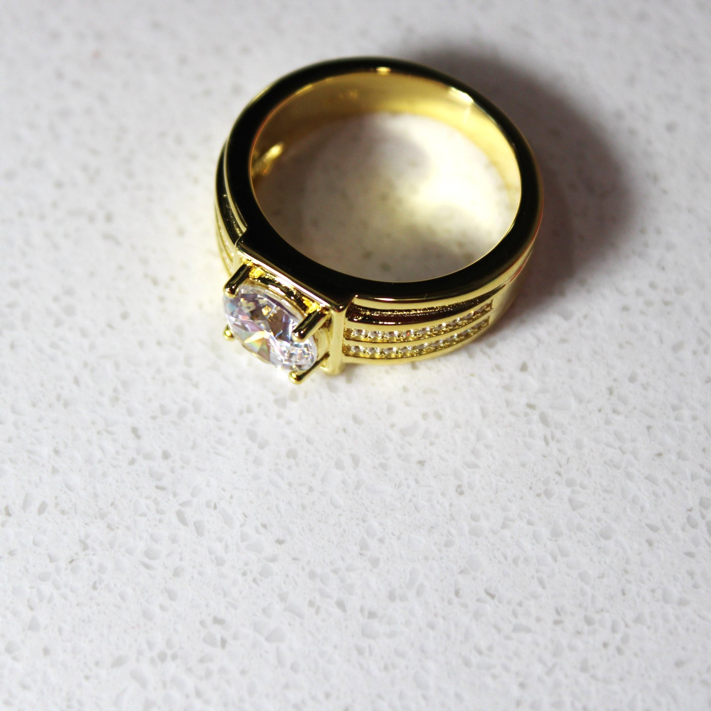 18k Gold-Plated .925 Sterling Silver Mens Round lab-created Diamond Ring