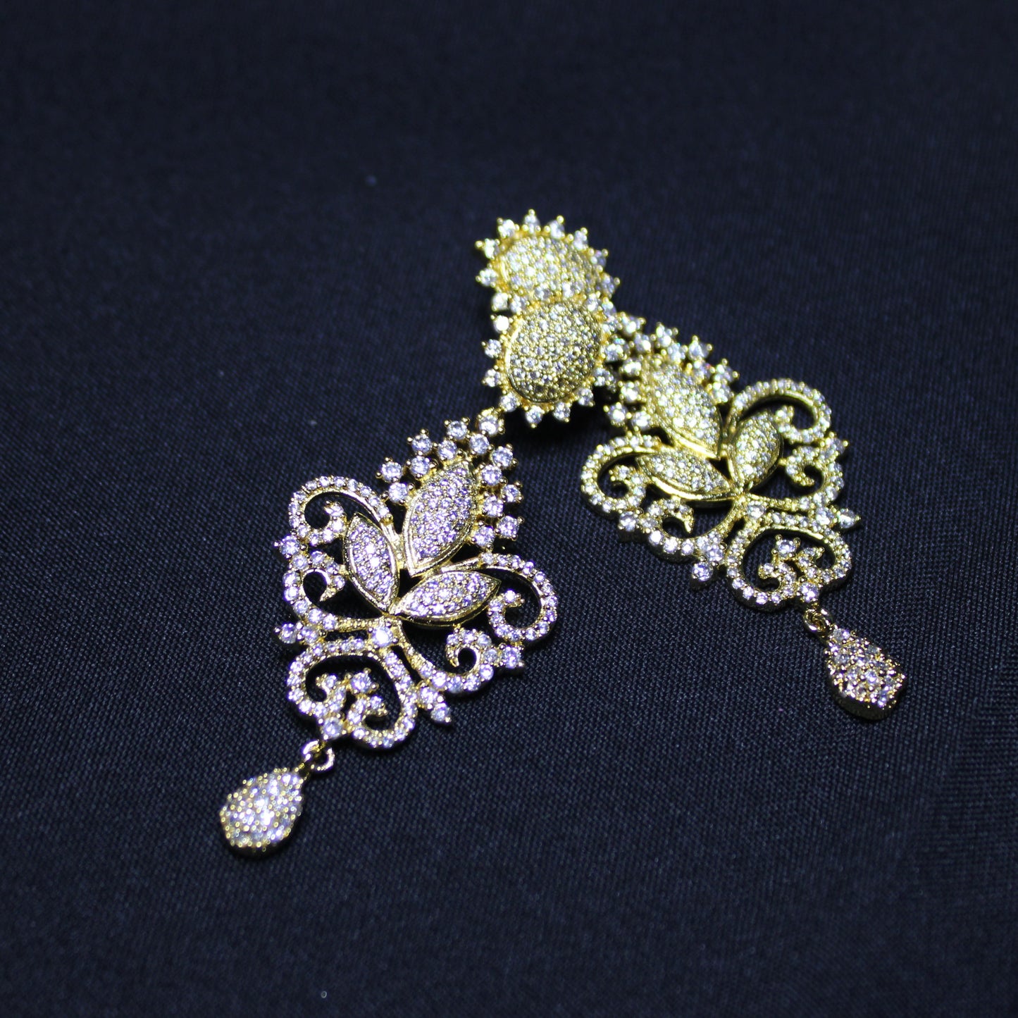Genesis: Pave Diamond Choker with Cream Pearls