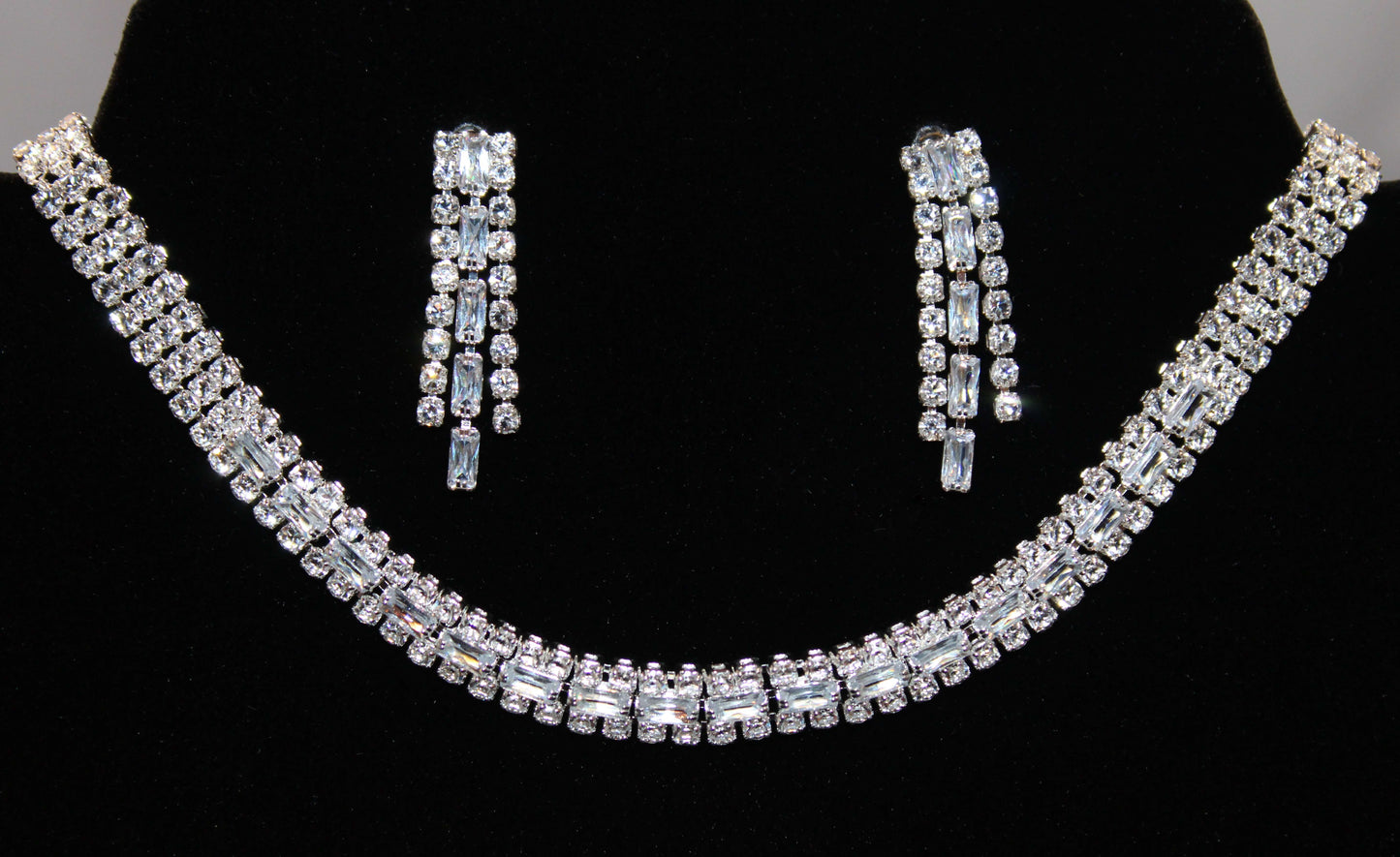 Pearl: Princess and Emerald Cut Diamond Choker Set