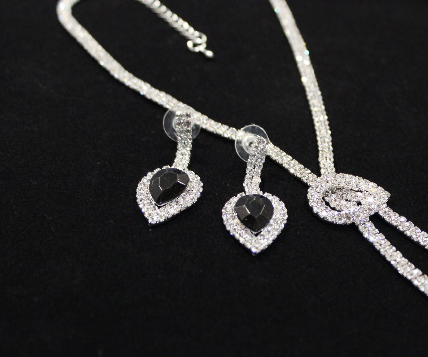 Karen: Black Pear Diamond Set
