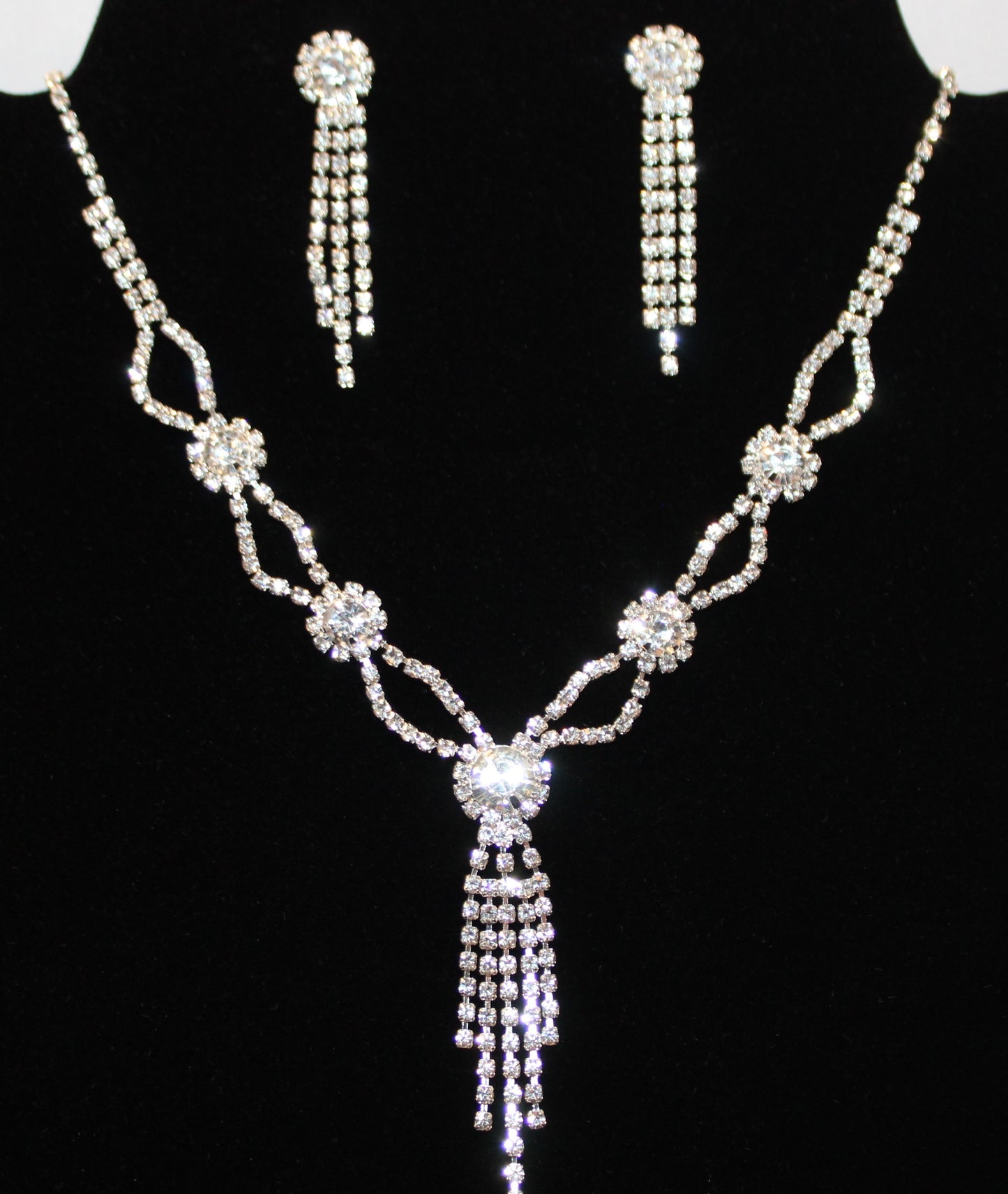 Viola: Diamond Flower Necklace and Earring Set