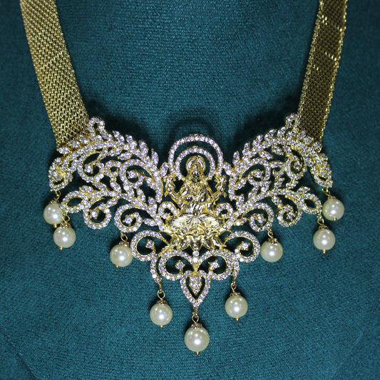 Lydia: Diamond Pave and Pearl Choker