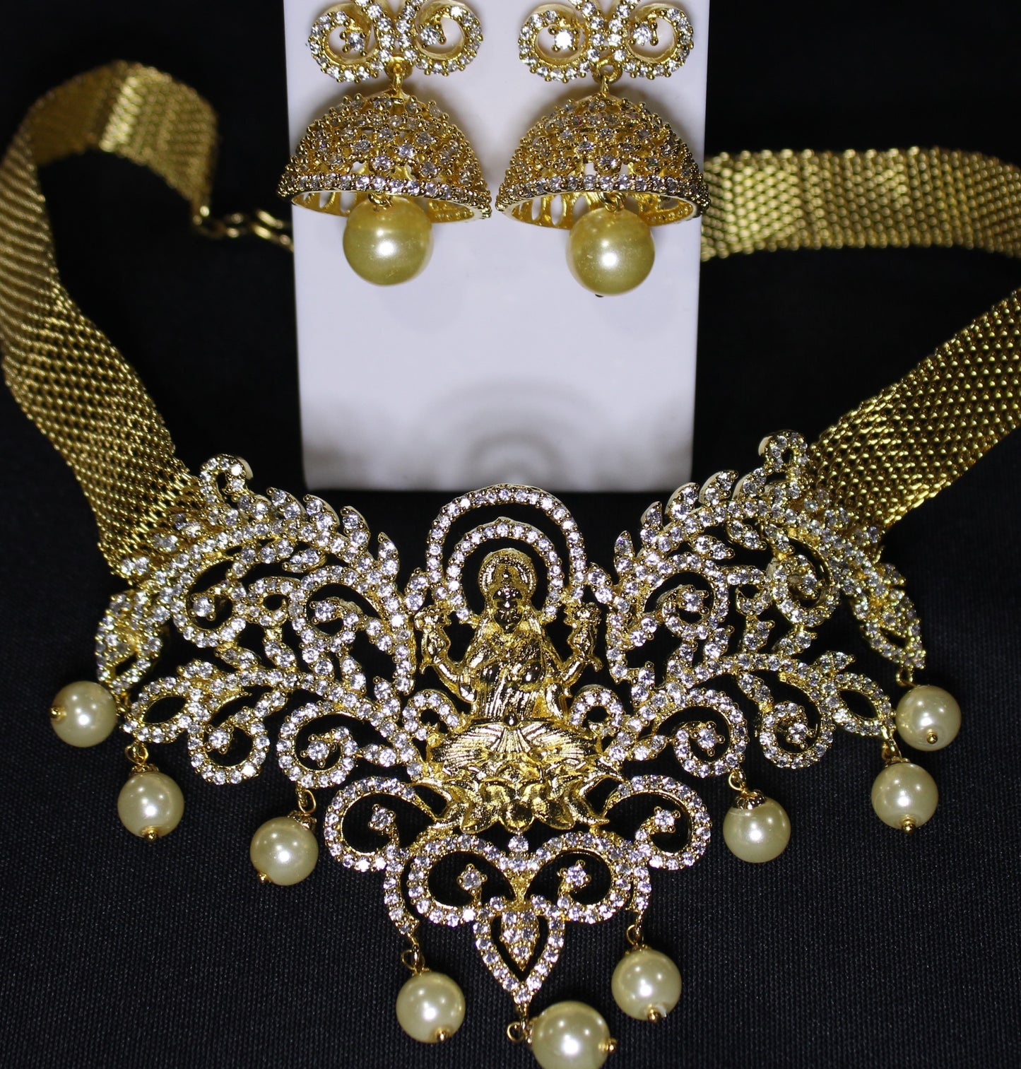 Lydia: Diamond Pave and Pearl Choker