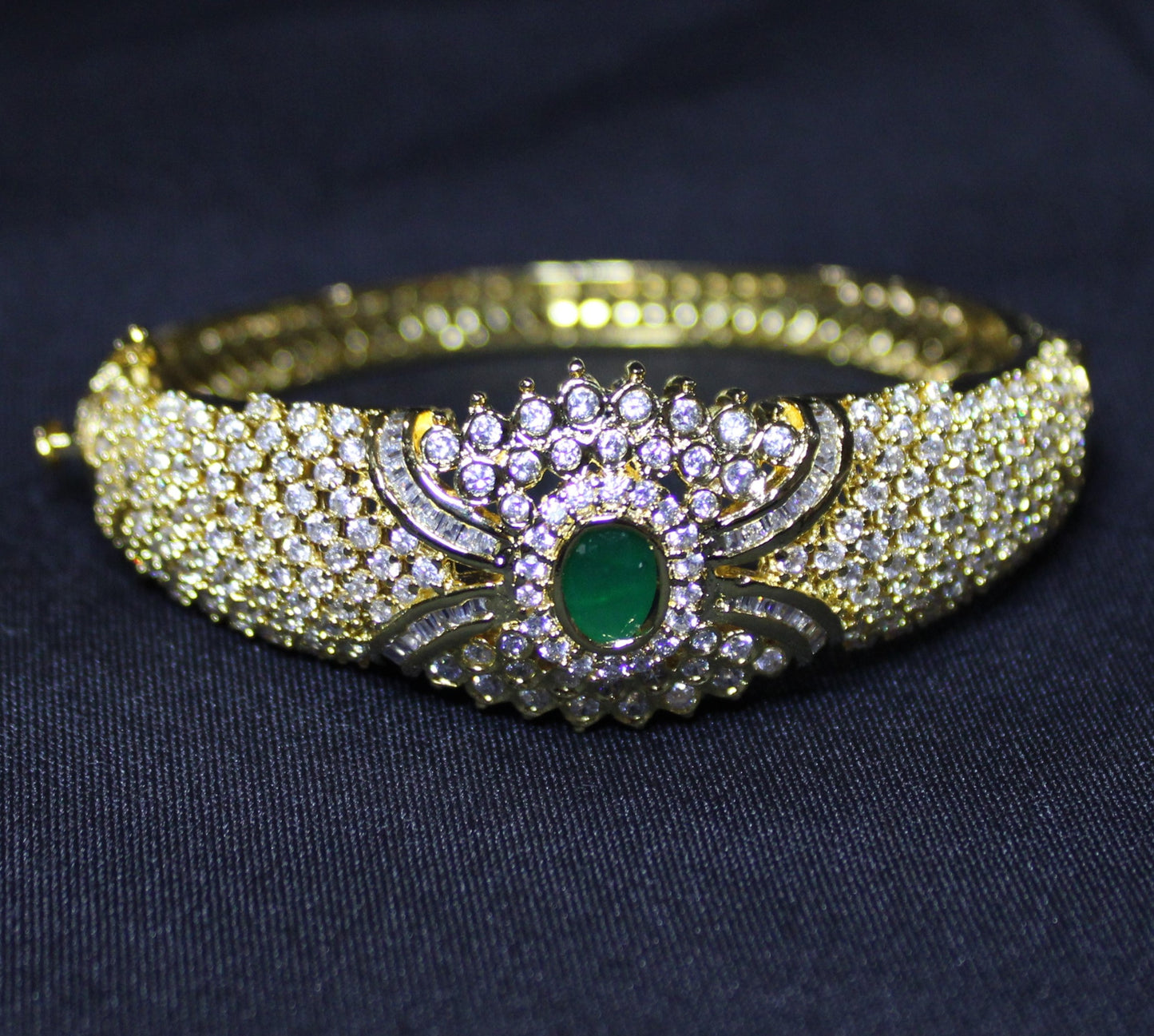 Renee: Single Stone Exchangeable Solitaire with Diamond Bangle