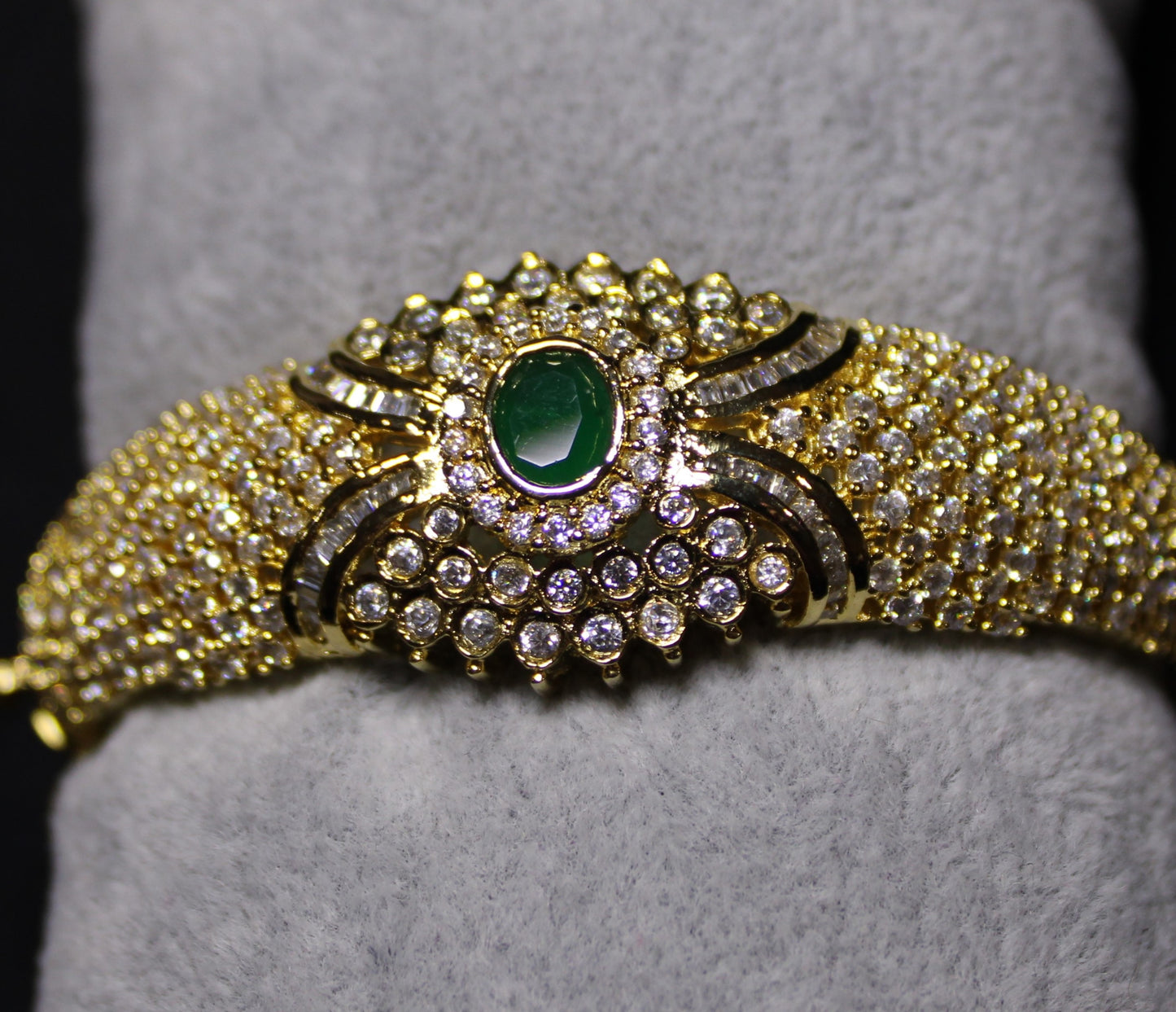 Renee: Single Stone Exchangeable Solitaire with Diamond Bangle