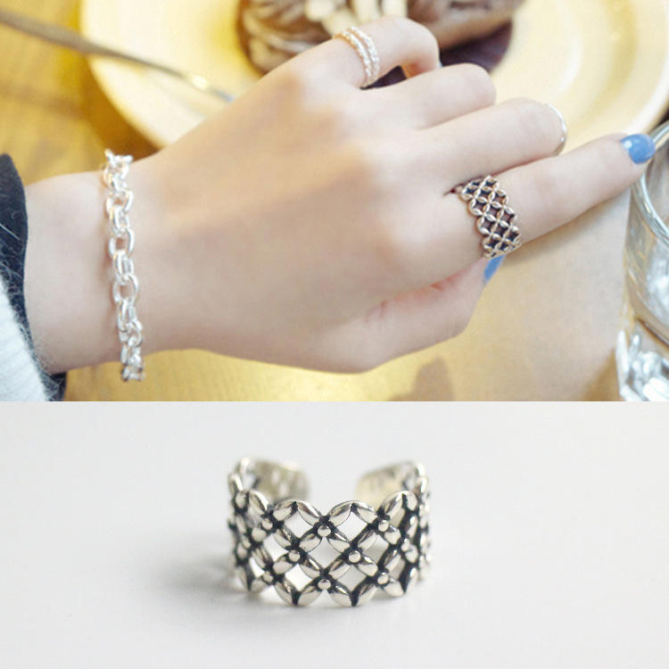 .925 Sterling Silver Open Adjustable Four Leaf Flower Band Ring