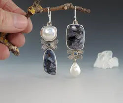Round Pearl and Blue Lapis Lazuli Earrings