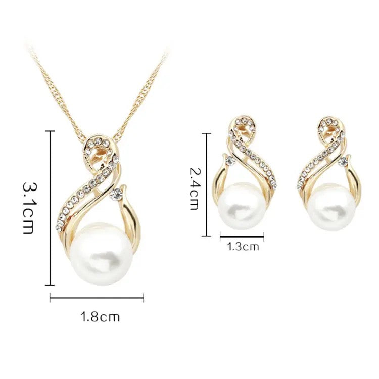 Pearl and Crystal Gold-plated Necklace and Earring Set