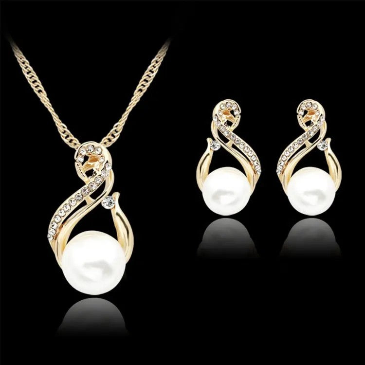 Pearl and Crystal Gold-plated Necklace and Earring Set
