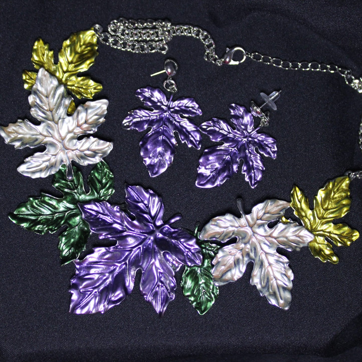 Multi Color Leaf Set image 1