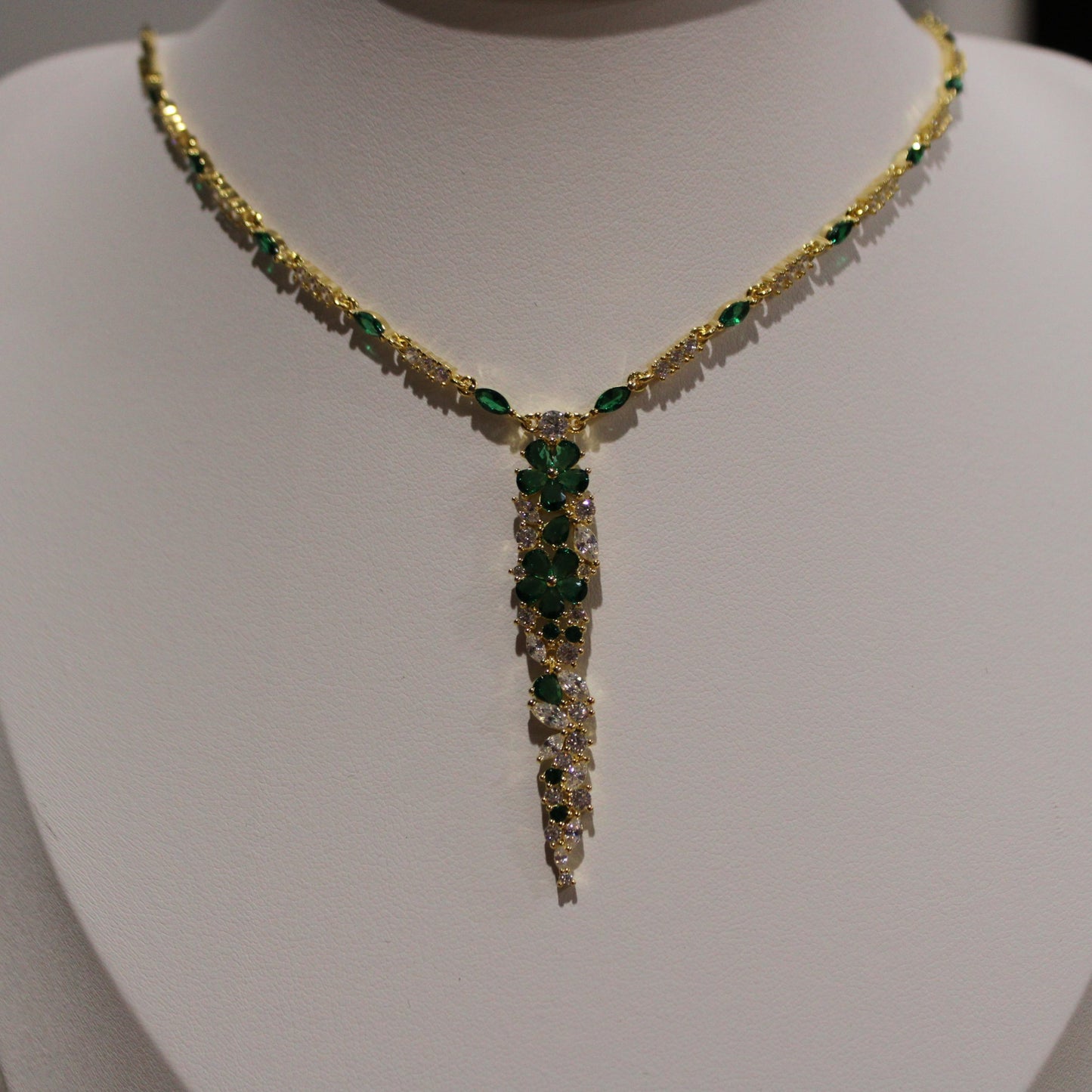 Josephine: Diamond and Emerald Necklace image 4