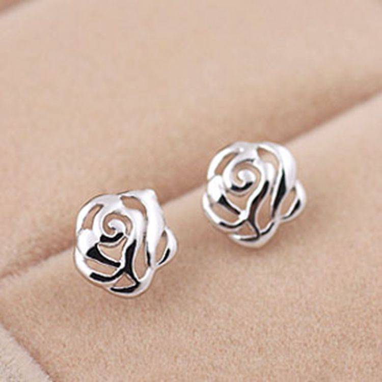 .925 Sterling Flower Bud Stud Earrings