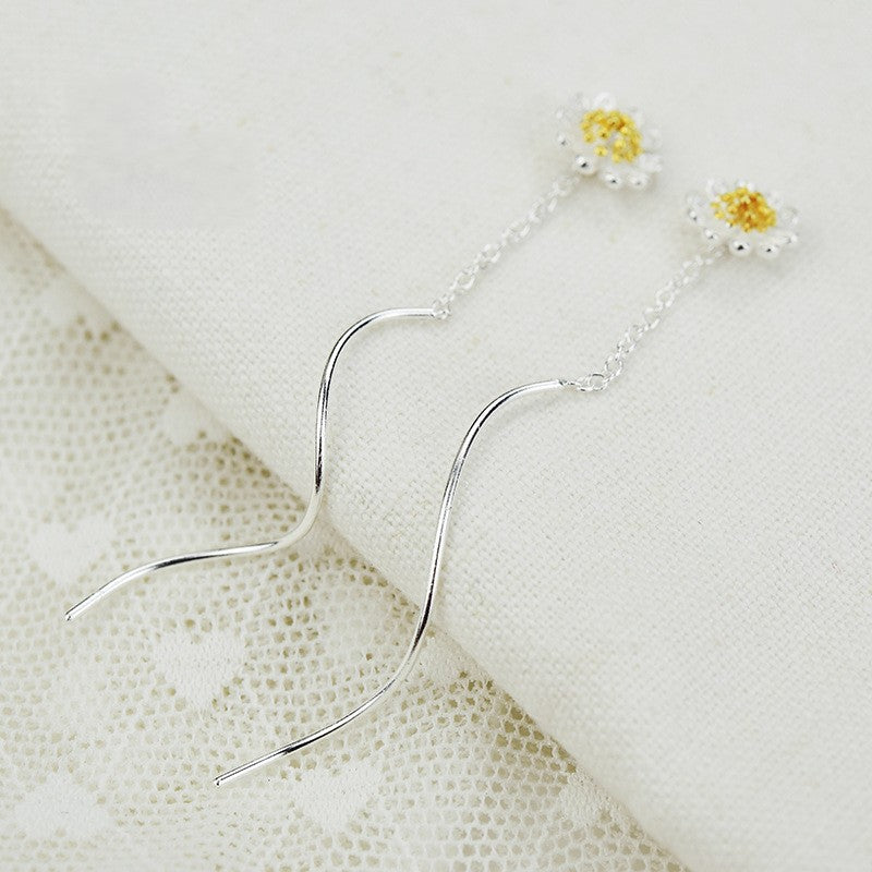 .925 Sterling Silver Daisy/Sunflower Threader Style Dangle Earrings