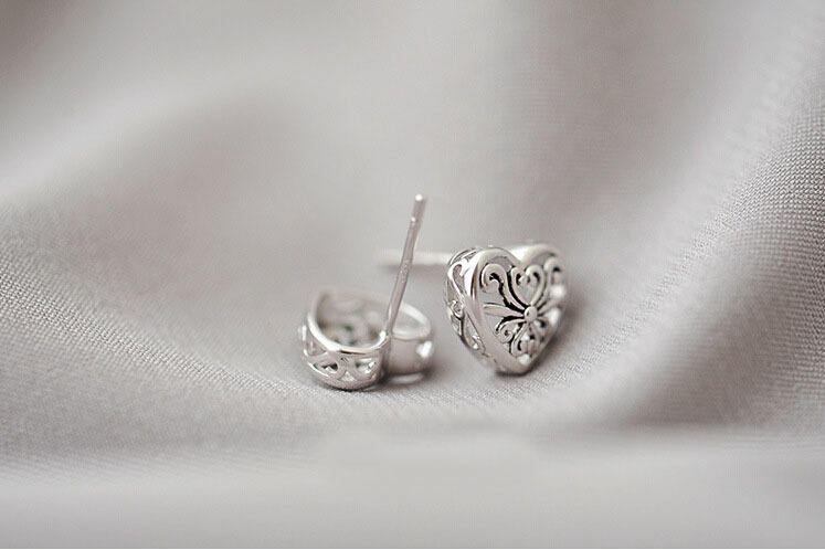 .925 Sterling Silver Filigree Heart Stud Earrings