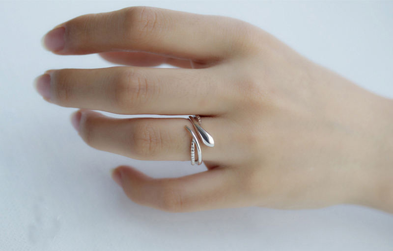 .925 Sterling Silver Snake Style Open Adjustable Ring